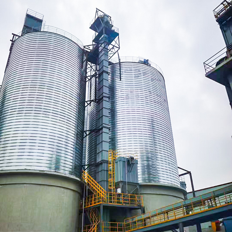 Elevador de caçamba TH para fertilizante composto